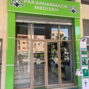 agence de publicité Marrakech Maroc -Habillage magasin pharmacie marrakech